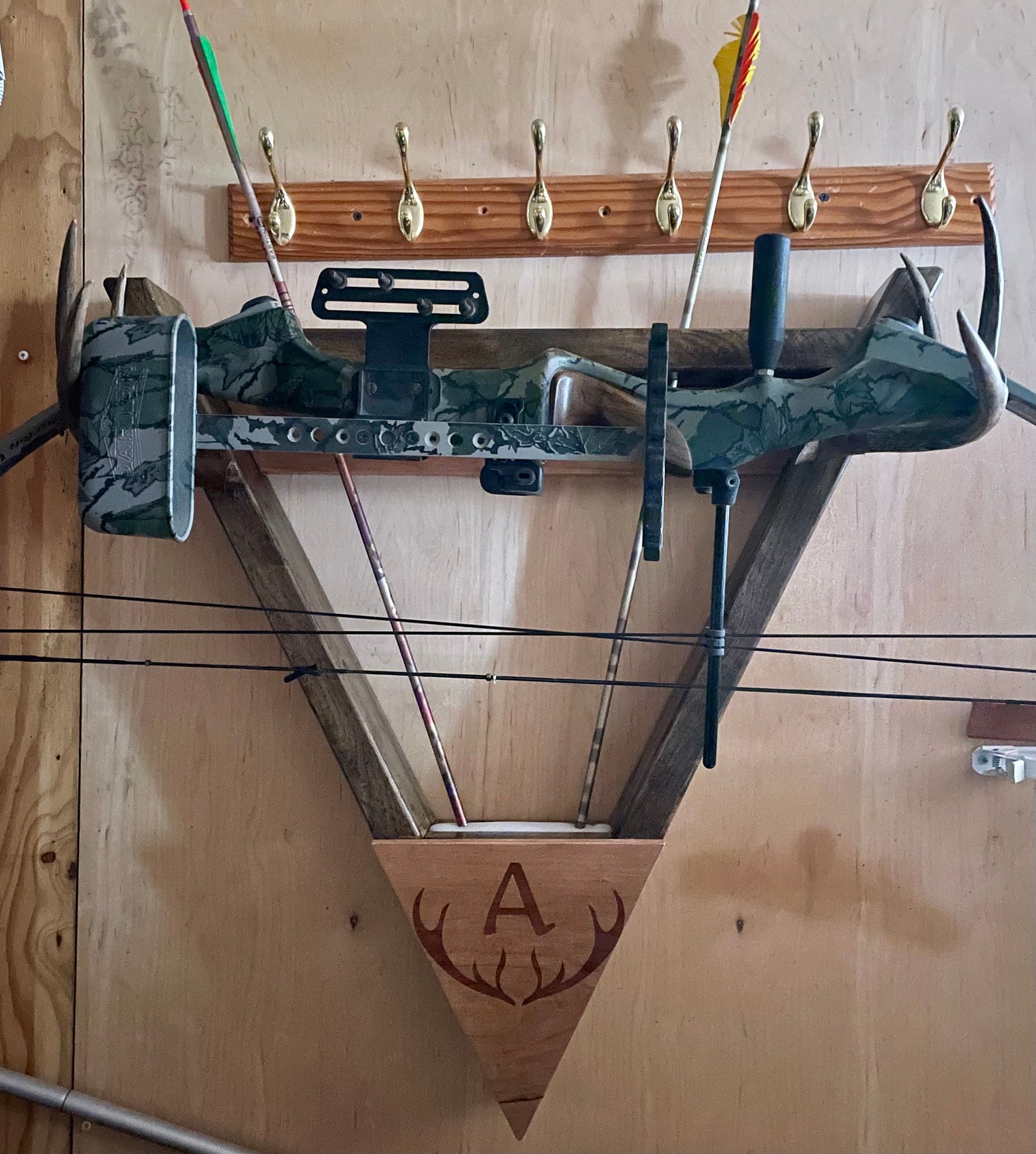 Bow & Arrow Holder